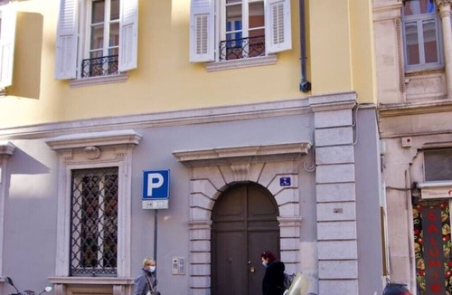 Trieste Old Town Apartment | Casa Romano Suites eco apartment AMBRA