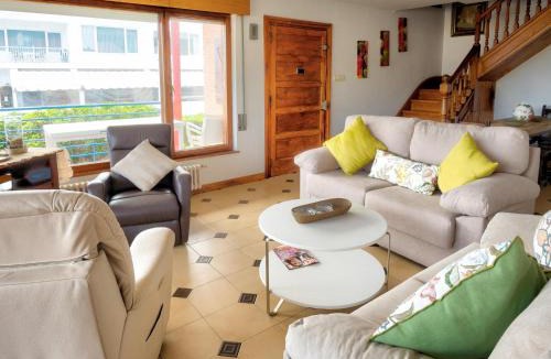 Suances Apartment | Casa Rompeolas - Monabri