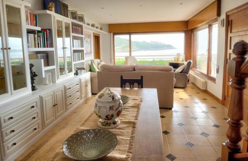 Suances Apartment | Casa Rompeolas - Monabri