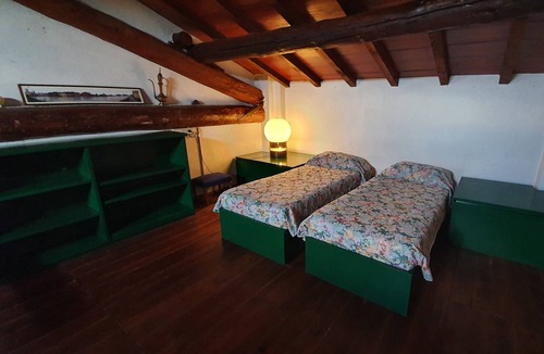 Colorno Apartment | Casa Rosa, apartment in large country villa.