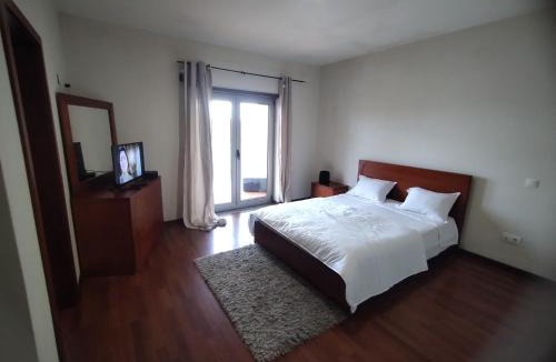 Calvao House | Casa Rosa