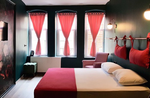 Karakoy House | Casa Rosa Suites