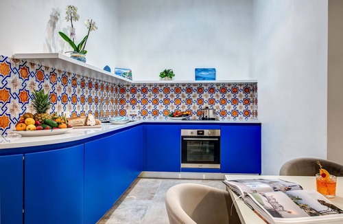 Vico Equense Apartment | CASA ROSADA - Spectacular Waterfront Villa with Pool and View of Mount Vesuvius