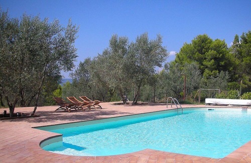 Monterotondo Marittimo House | Casa Ruta F: A characteristic and welcoming cottage surrounded by the greenery, with Free WI-FI.