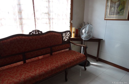 Poblacion District Bed & Breakfast | Casa Ruby Pension House