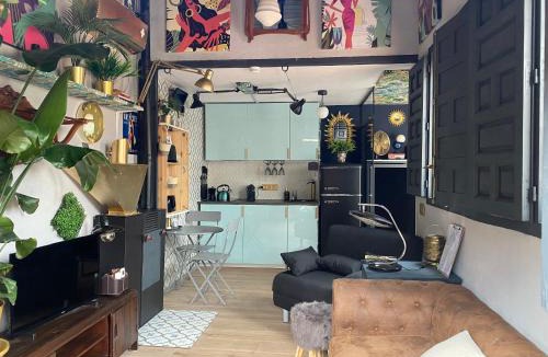 Velliza House | Casa Rural Alfoz, -Tiny house- con patio privado y barbacoa