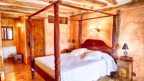 Campillo de Ranas House | Casa rural El Abejaruco