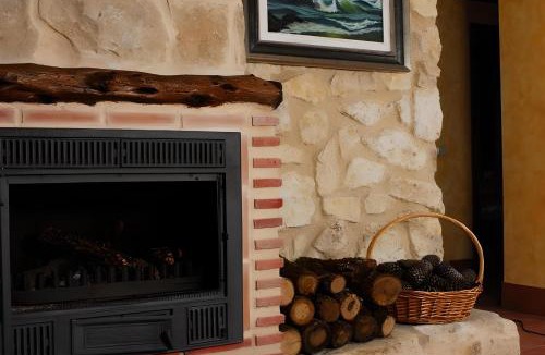 Consuegra de Murera Ski Chalet | Casa Rural Enorme con BBQ & Horno Leña ideal para Familias