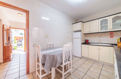 Nijar House | Casa Rural La Buganvilla: Mountain Views, Wi-Fi, and Air Conditioning