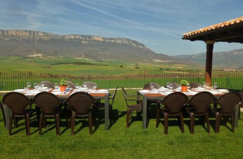 Eulz House | Casa rural Navarra para niños, accesible para grupos grandes de 14-16 personas Belastegui II