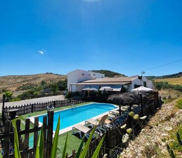 Pruna House | CASA RURAL PRIVADA El ASIENTO LOS GEMELOS