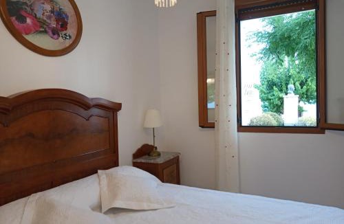 Chinorlet House | Casa Rural Rectoría de Raspay