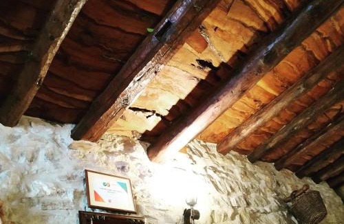 Enroig House | Casa Rustic Oh