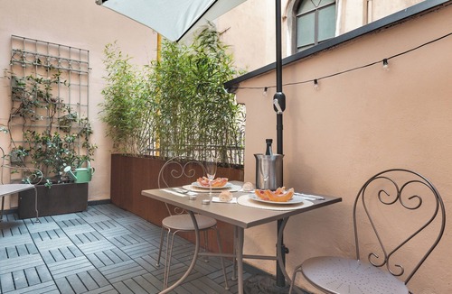 Trieste Old Town Apartment | Casa Saba Trieste Luxury Apartment with terrace