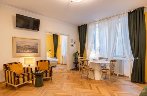 Trieste Old Town Apartment | Casa Saba Trieste Luxury Apartment