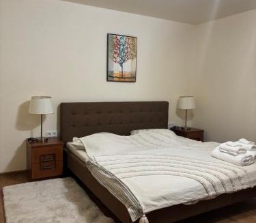 Corabia House | Casa Seren