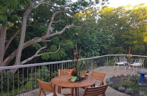 Caboolture South House | "Casa Serena" - Spacious 3BR 2Bath Family Home