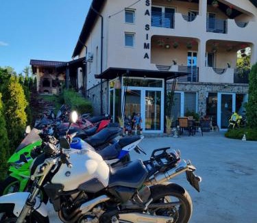 Curtea De Arges House | Casa Sima