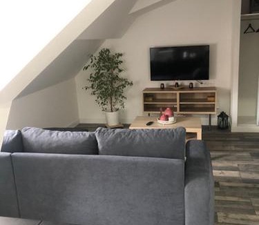 Mennecy House | Casa SM