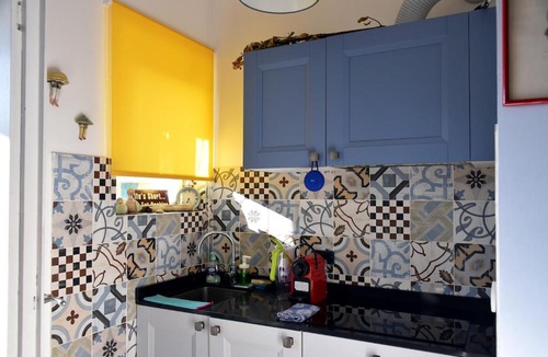 Barriera Vecchia-San Giacomo Apartment | Casa Solare Bright and Spacious 2BR near Center with AIRco