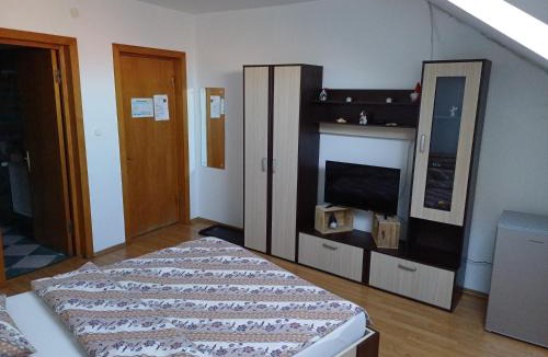 Lazaret House | Casa Spatar