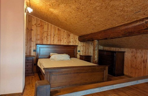 Bellino House | Casa su due Piani, Animali Benvenuti, nel Cuore di un Borgo Occitano