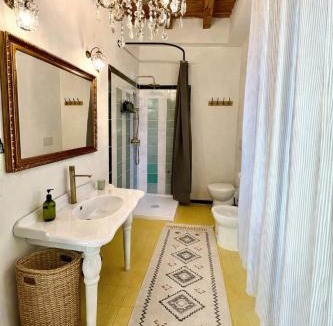 Vaprio d'Adda Apartment | Casa sul fiume tra Milano e Bergamo con parcheggio
