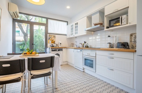 Puerto de Soller House | Casa Sunny with Mountain Views, Wi-Fi, Air Conditioning, Garden and Terrace