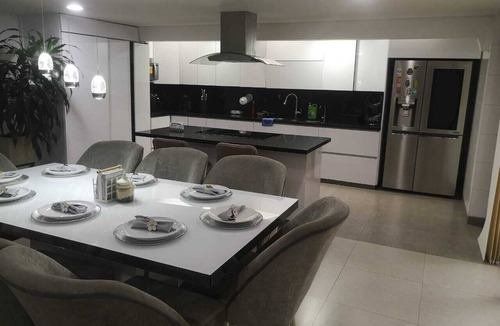 Envigado House | CASA SUYTE LEGUIZAMON