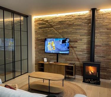 Tivenys House | Casa Tai
