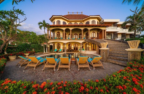 Potrero Villa | Casa Taj*beachfront*chef service*housekeeping*6 BR