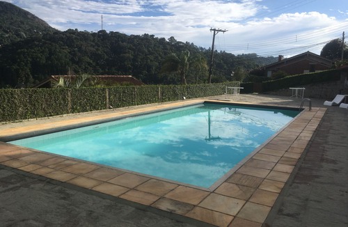 Teresopolis House | Casa Teresopolis, overlooking mountains