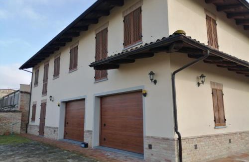 Calosso House | Casa tra i vigneti