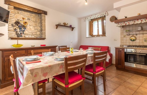 San Leonardo House | Casa Tranquilla by Interhome