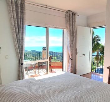 Sayalonga House | Casa Tranquila