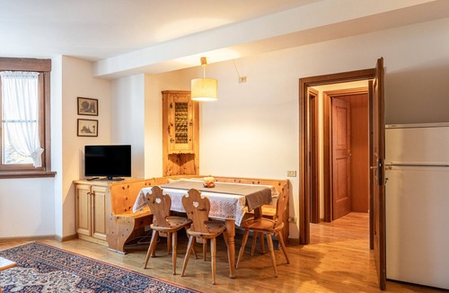 Borca di Cadore Apartment | Casa Tre Corone, on the road to Cortina d Ampezzo