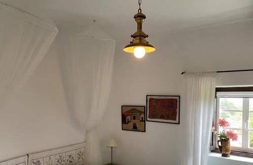 Bergondo House | Casa Unifamiliar con Jardín Cerca de la Playa de Gandarío