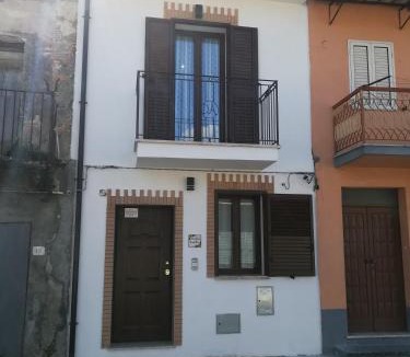 Mileto Apartment | Casa Vacanza "A Due Passi"