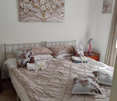 San Giovanni-Chiadino-Rozzol Apartment | Casa vacanze Poison 1