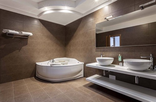 Montereale Valcellina Hotel | Casa Valcellina