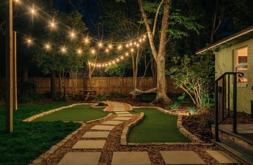 Duckpond House | Casa Verde at Duckpond | Mini Golf Dwntown