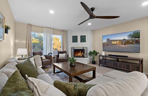 Tucson House | Casa Verde Midtown Firepit Lounge