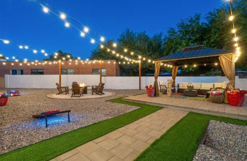 Tucson House | Casa Verde Midtown Firepit Lounge