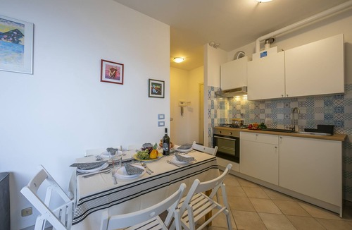 Varazze Apartment | Casa Viola with shared pool sea view, Varazze, Italy
