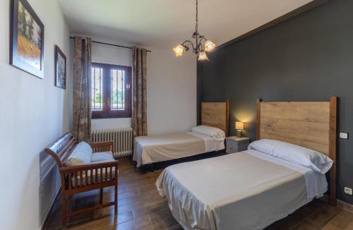 Navaluenga House | Casa Viria