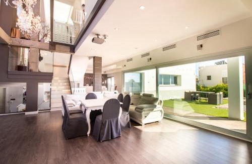 Albolote Villa | Casa vista alegre
