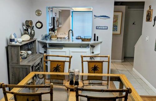 Oceanmarsh Subdivision House | Casa Wanderlust at Harbor Island K204
