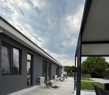Bazias House | Casa WEEK Dunare