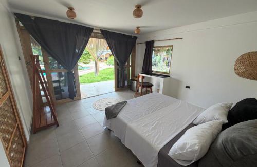 Lazi House | Casa Ysatis