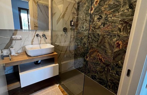 Quartiere XXVIII Monte Sacro Alto Apartment | CasaCasuSuites